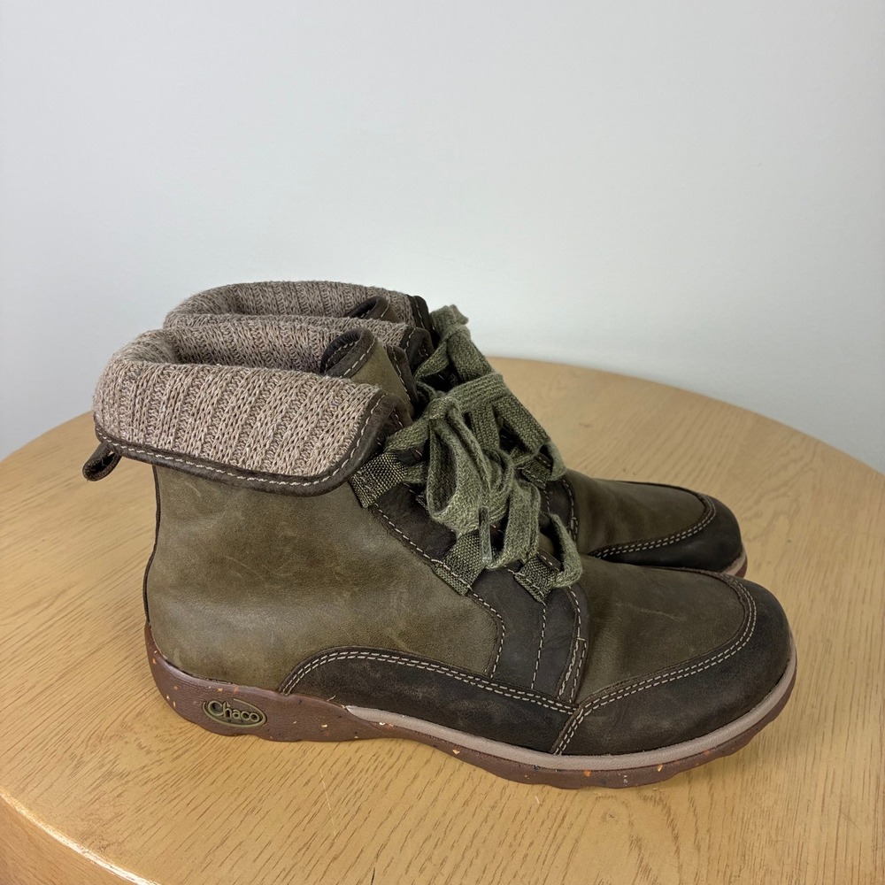 Chaco Olive Green Leather Lace Up Ankle Boots Women's 6.5 Fall Comfort Granola